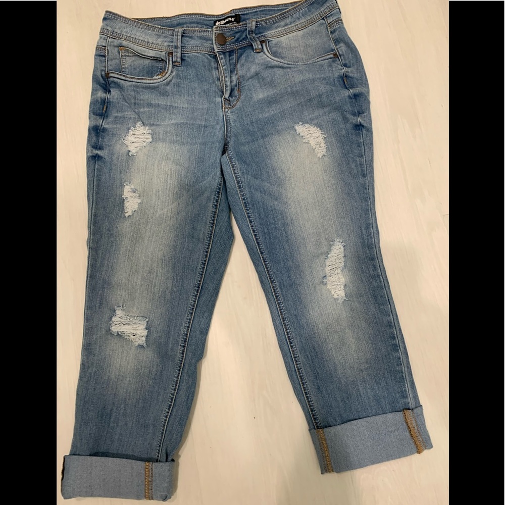 DOLLHOUSES - Distressed, Blue Denim Jeans, 2% Spandex, Size 11, Great condition!
